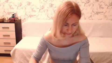 Snapshot of malenamila chatting on 06/18/26, 06:13 Malena online show from 06/18/26, 06:13