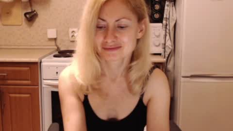 Snapshot of malenamila chatting on 06/26/26, 09:41 Malena online show from 06/26/26, 09:41