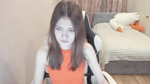 Snapshot of malia__hale chatting on 01/23/25, 01:19 Malia online show from 01/23/25, 01:19