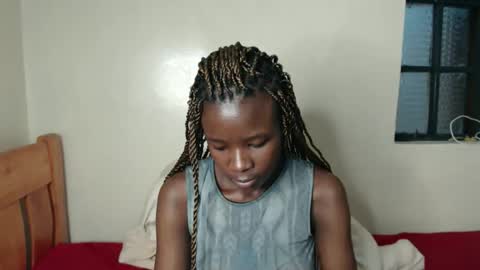 lati online show from 02/13/26, 01:40