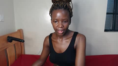 lati online show from 02/19/26, 12:06