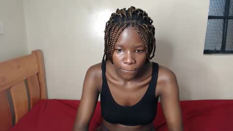 lati online show from 02/19/26, 12:23