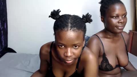 lati online show from 04/27/26, 04:05