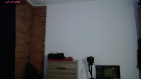 Alice Asylum online show from 04/21/26, 01:42