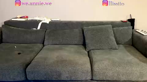 Snapshot of maliinka chatting on 07/19/26, 06:11 Malinka online show from 07/19/26, 06:11