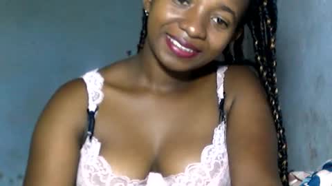 malinah01 online show from 12/16/24, 02:49