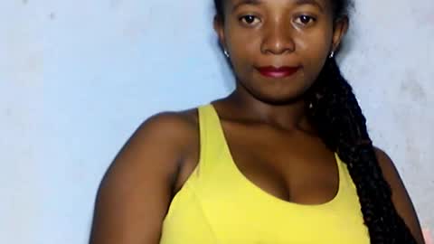 malinah01 online show from 12/28/24, 03:37