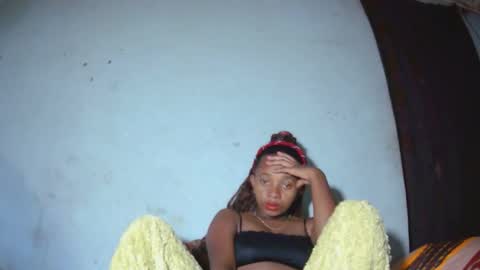 malinah01 online show from 09/16/25, 10:00