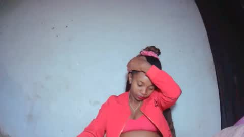 malinah01 online show from 09/22/25, 05:09