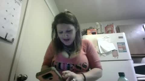 Snapshot of malinda702 chatting on 01/23/25, 01:30 malinda702 online show from 01/23/25, 01:30