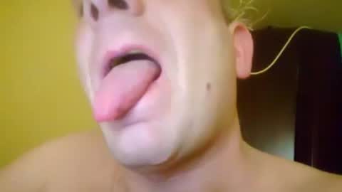 Snapshot of malinowy85 chatting on 02/25/25, 07:42 malinowy85 online show from 02/25/25, 07:42