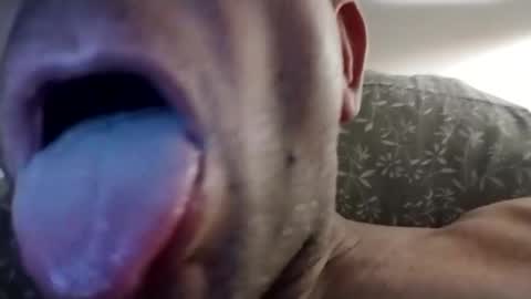 Snapshot of malinowy85 chatting on 11/04/25, 08:30 malinowy85 online show from 11/04/25, 08:30