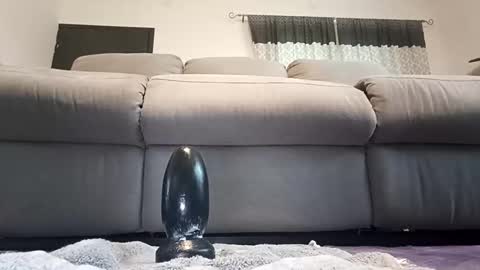 Maliuporan online show from 10/31/25, 06:47