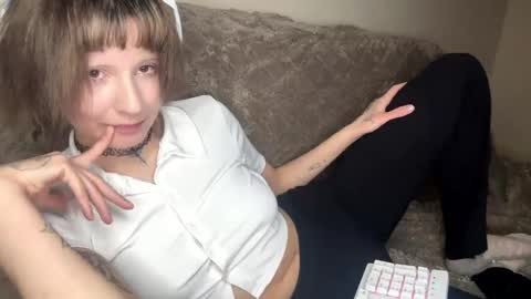 Eva online show from 04/21/26, 03:07