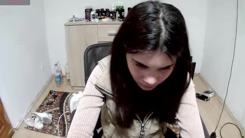 mallorymyers online show from 12/03/25, 10:30