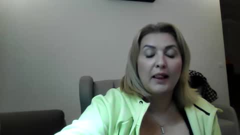 Snapshot of malorine chatting on 02/04/26, 07:20 malorine online show from 02/04/26, 07:20