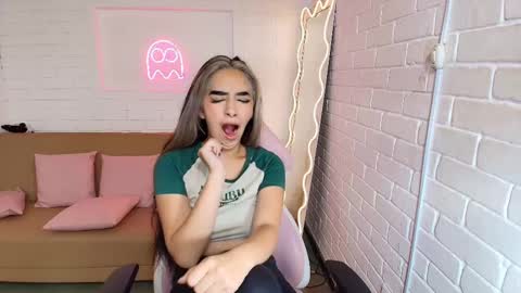 Malory  online show from 02/16/25, 12:41