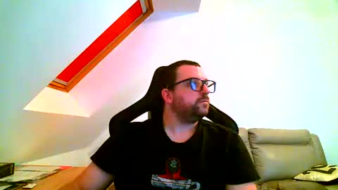 breton online show from 12/14/25, 10:58