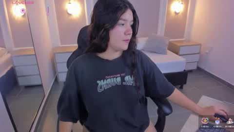 M A L U online show from 10/15/25, 02:33