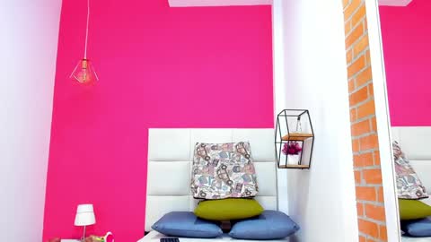 Melanie online show from 12/04/24, 05:44