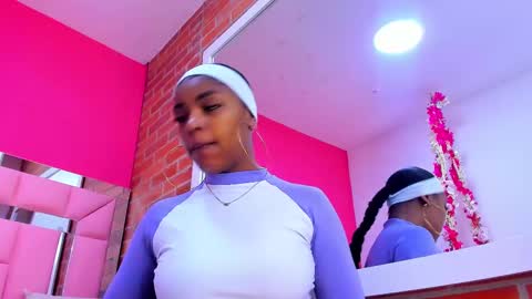 Melanie online show from 03/09/25, 01:48