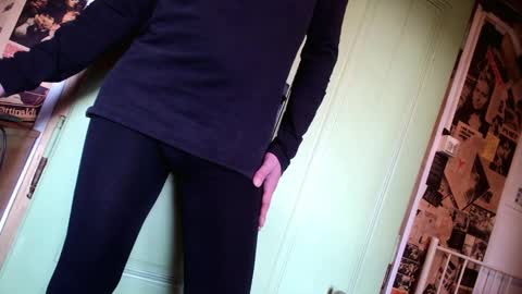 Anamalenka online show from 11/18/25, 08:52