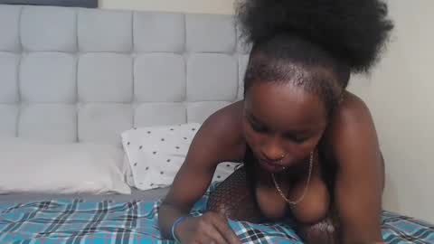 mamaa online show from 02/09/25, 07:09