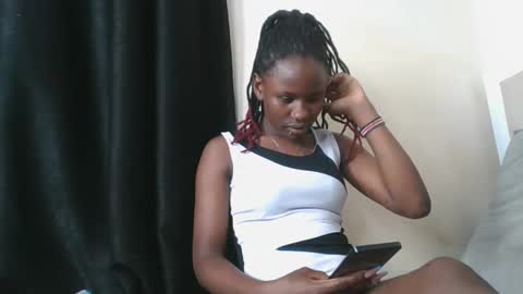 mamaa online show from 04/05/26, 04:59