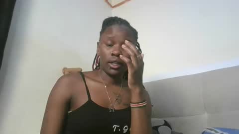 mamaa online show from 04/22/26, 08:50