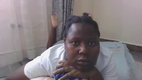 Snapshot of mamasita2023 chatting on 01/24/25, 10:11 mamasita2023 online show from 01/24/25, 10:11