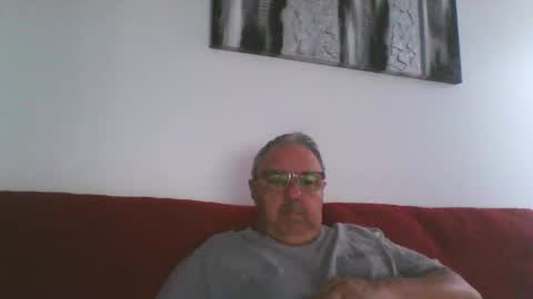 OLDMANFREE online show from 05/17/26, 04:25