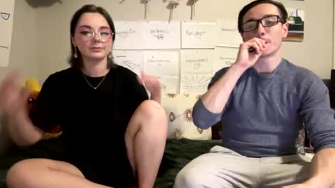 Snapshot of mamiclouds chatting on 03/07/25, 02:36 MamiCloudz online show from 03/07/25, 02:36