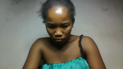 mamieriela online show from 02/18/26, 07:54