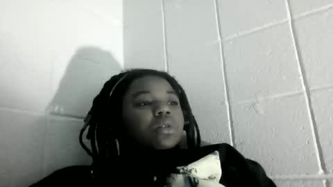 Snapshot of mamijay03 chatting on 12/18/25, 02:50 Mami Jay online show from 12/18/25, 02:50