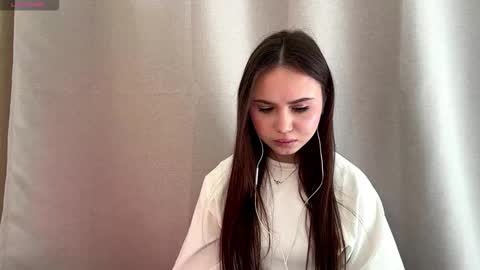 Snapshot of mammieknowles chatting on 02/28/26, 08:15 Mia Davis online show from 02/28/26, 08:15