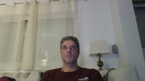 Snapshot of man211172 chatting on 12/08/24, 05:11 man211172 online show from 12/08/24, 05:11