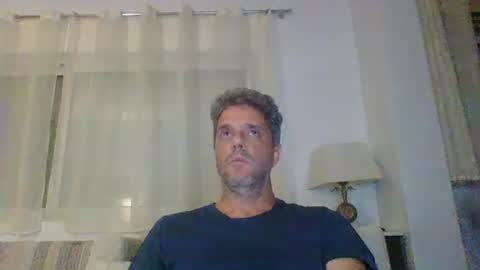 Snapshot of man211172 chatting on 10/16/25, 05:03 man211172 online show from 10/16/25, 05:03