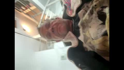 man38110 online show from 02/02/25, 07:35