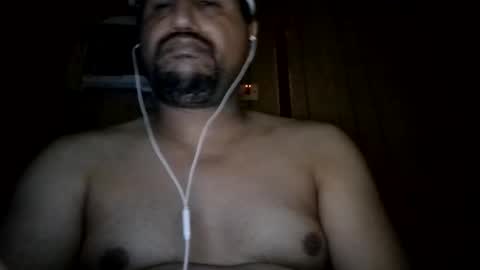 Snapshot of man_new chatting on 10/27/25, 12:15 Man new online show from 10/27/25, 12:15