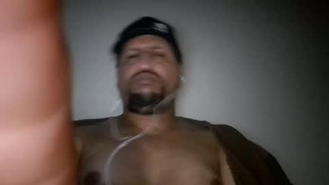 Snapshot of man_new chatting on 04/16/26, 01:17 Man new online show from 04/16/26, 01:17