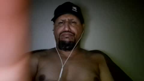 Snapshot of man_new chatting on 08/02/26, 03:21 Man new online show from 08/02/26, 03:21