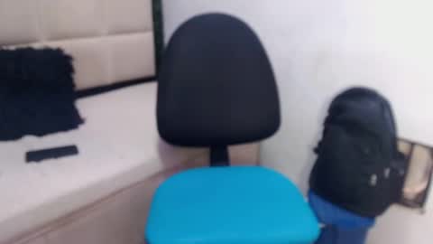 man_san11 online show from 02/04/25, 04:18