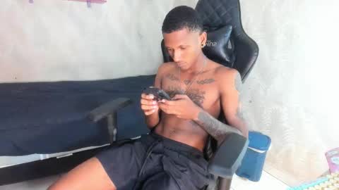 man_san11 online show from 12/03/25, 02:26