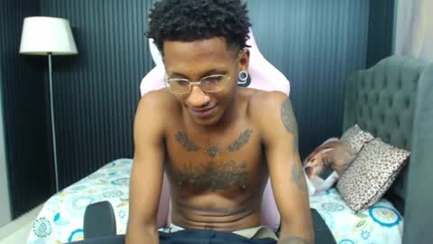man_sant11 online show from 05/01/26, 04:55