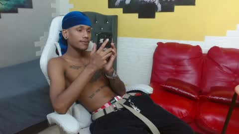 man_sant11 online show from 05/06/26, 04:01