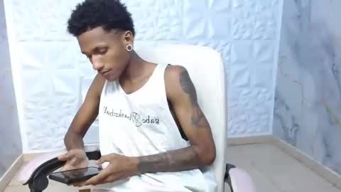man_sant11 online show from 05/16/26, 05:12