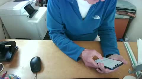 Snapshot of manbitcher chatting on 02/27/26, 02:17 manbitcher online show from 02/27/26, 02:17