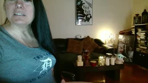 mandaloriangirlsfight online show from 03/08/26, 06:01