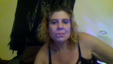 Snapshot of mandilube39 chatting on 06/27/26, 07:46 mindy22 online show from 06/27/26, 07:46