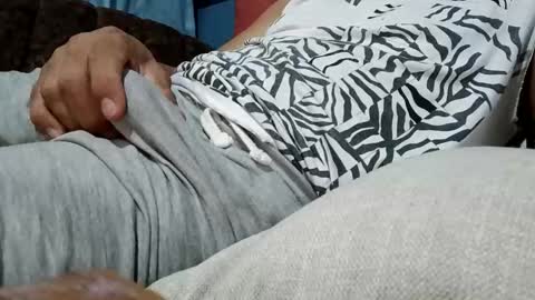 mandrilo7379 online show from 11/12/25, 06:58